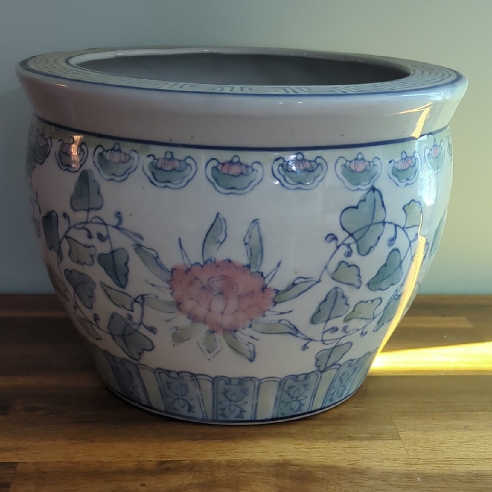 Elegant Vintage Floral Ceramic Planter